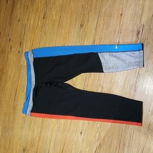 Nike leggings like new condition sz XXL had back pocket and small front pocket
